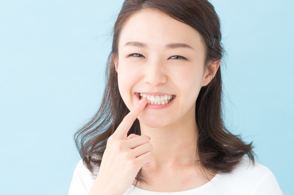 笑顔の女性